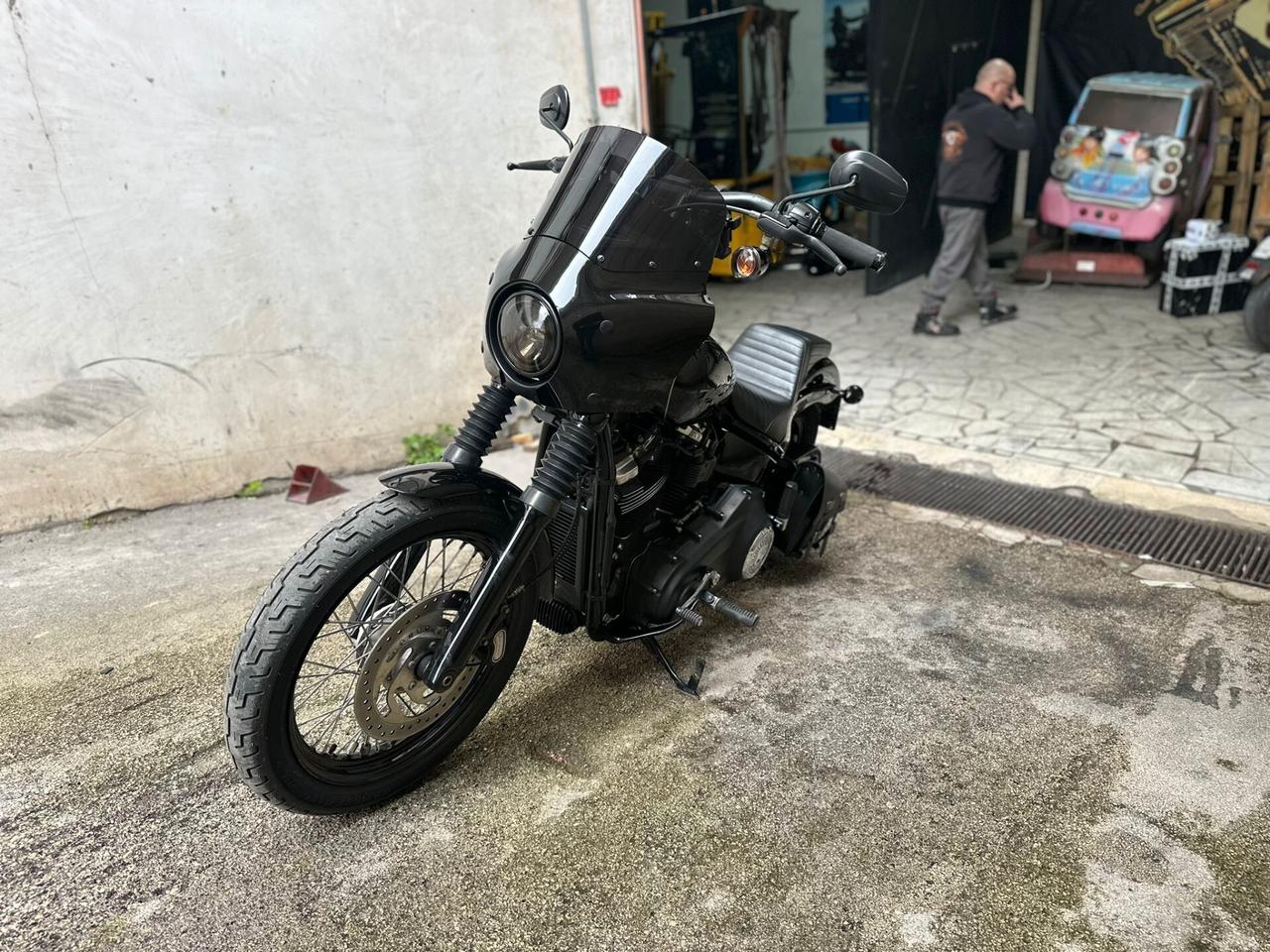 HARLEY-DAVIDSON SOFTAIL FXBB CRUISER