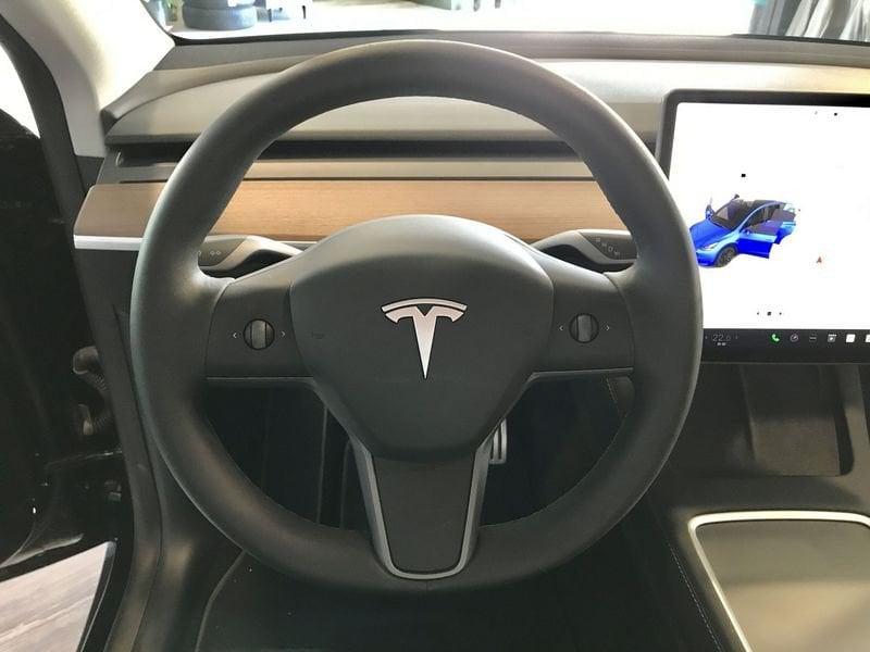 Tesla Model Y Performance AWD Subentro Leasing