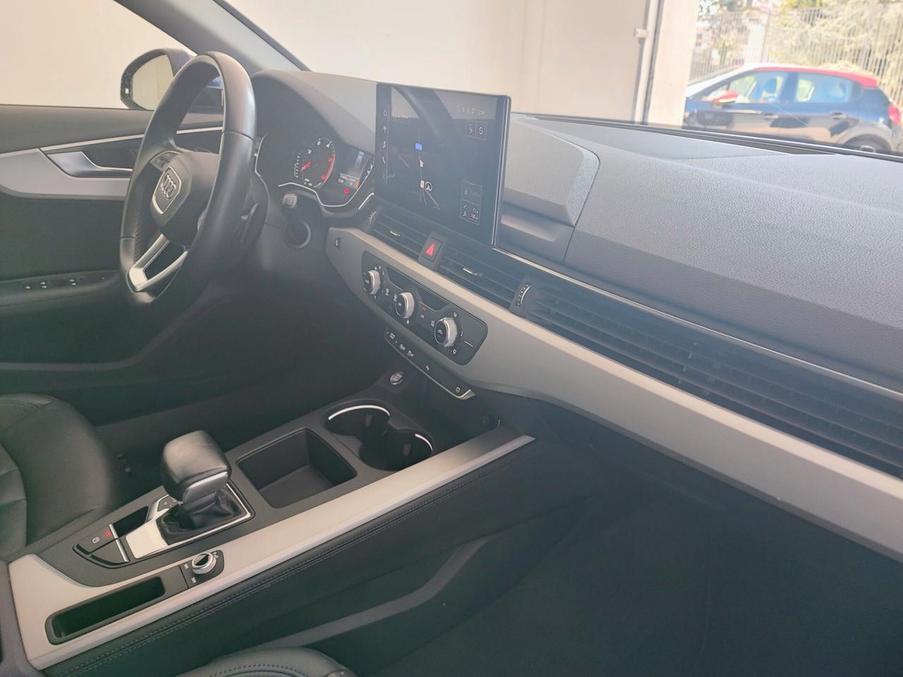Audi A4 Avant 35 TDI/163 CV S tronic line edition