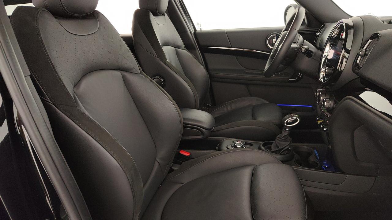 MINI Mini Countryman 1.5 Cooper SE Bus