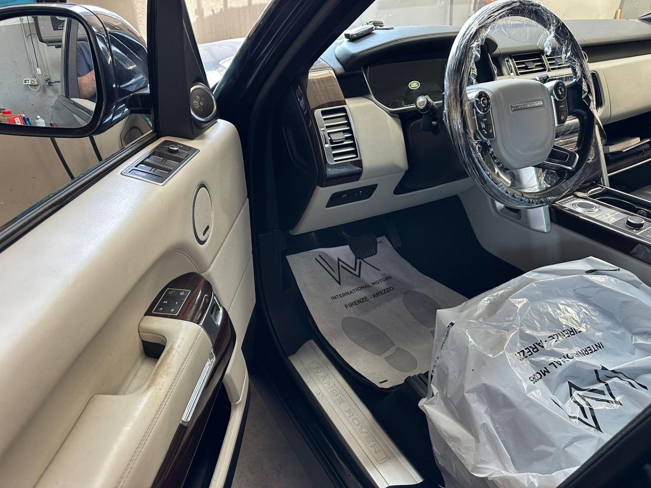 Land Rover Range Rover Range Rover 3.0 TDV6 Autobiography