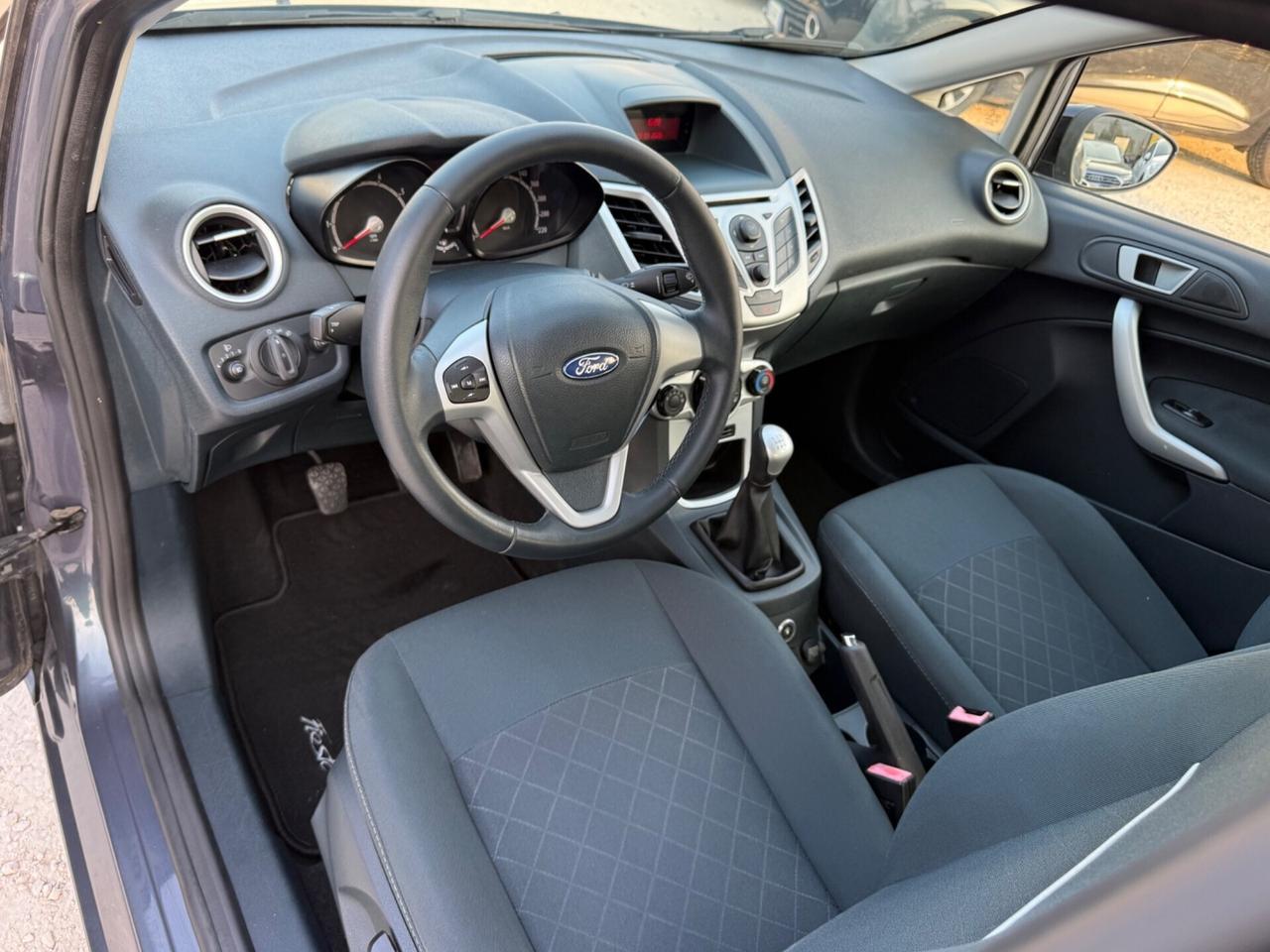 Ford Fiesta 1.4 16V 5p.Bz.- GPL Business UNICO PRO