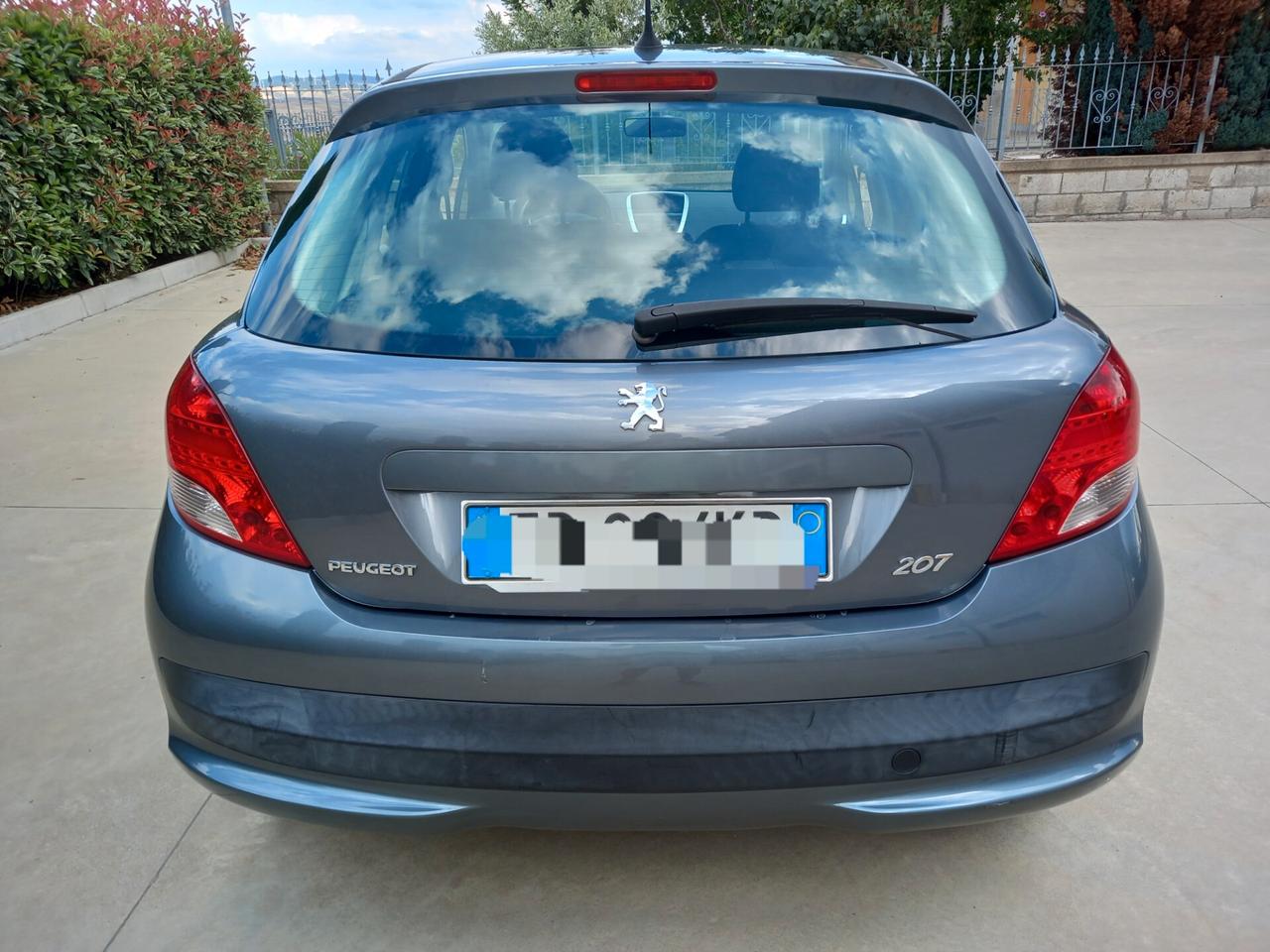 Peugeot 207 1.4 HDi 70CV 5p. Millesim 200