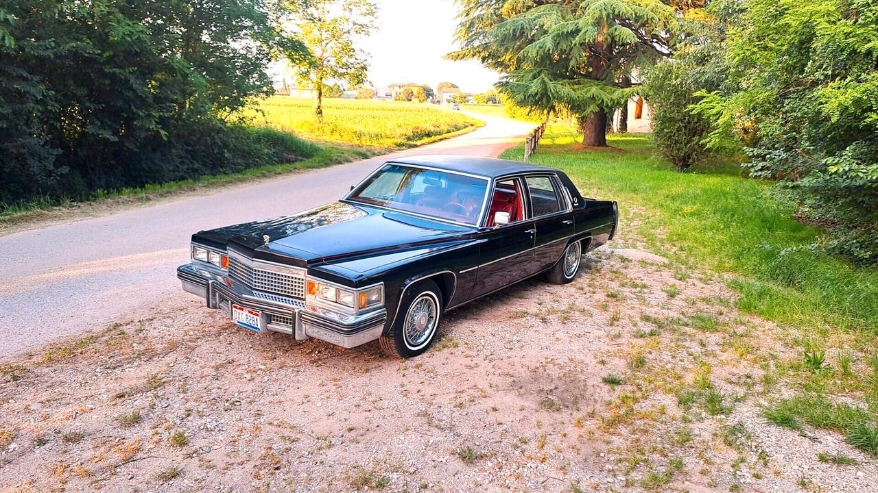 Cadillac Deville de ville PREZZO OFF-E-R-TA