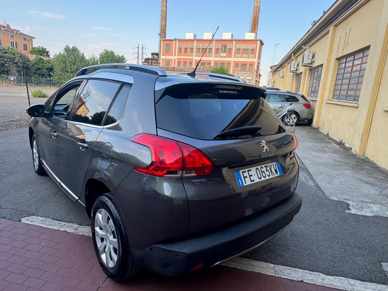 Peugeot 2008 Anno 2016 1.6 Diesel Crossway Euro6