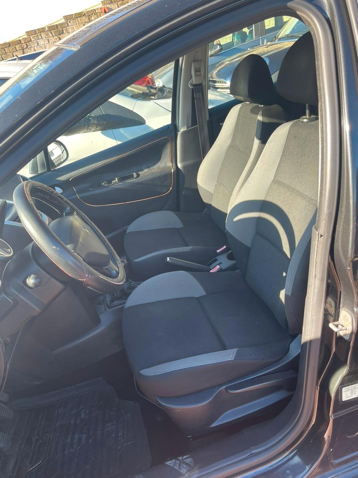 Peugeot 207 1.4 8V 75CV 5p. X Line