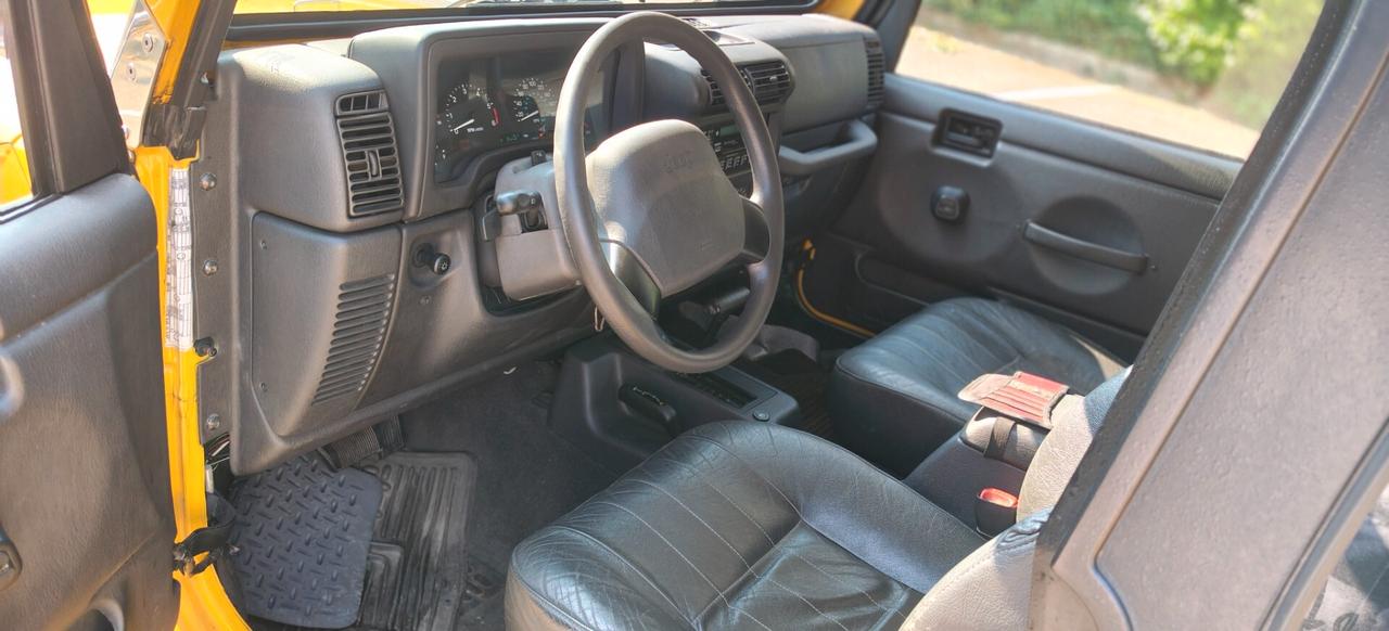 Jeep Wrangler 4.0 GPL Aut 4 posti