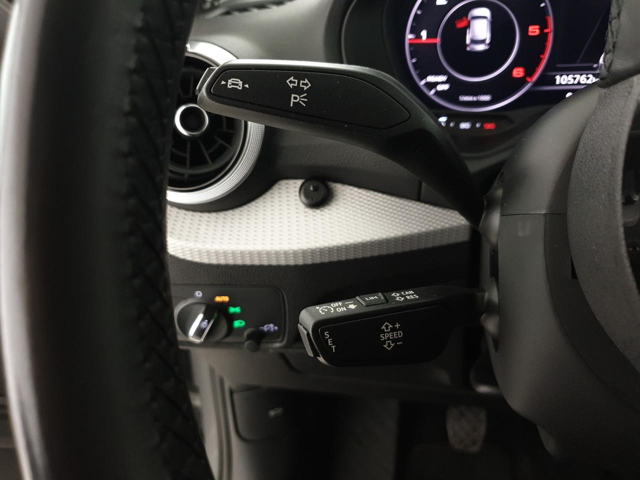 30TDI 116CV Identity Black