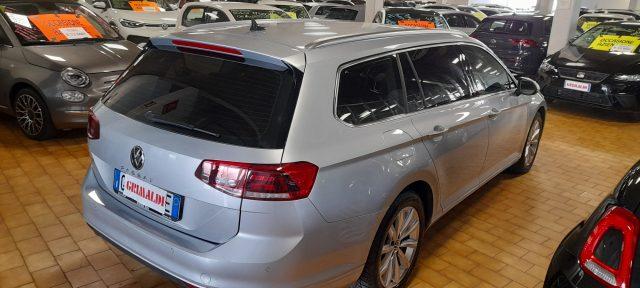 VOLKSWAGEN Passat Variant 2.0 TDI DSG Business