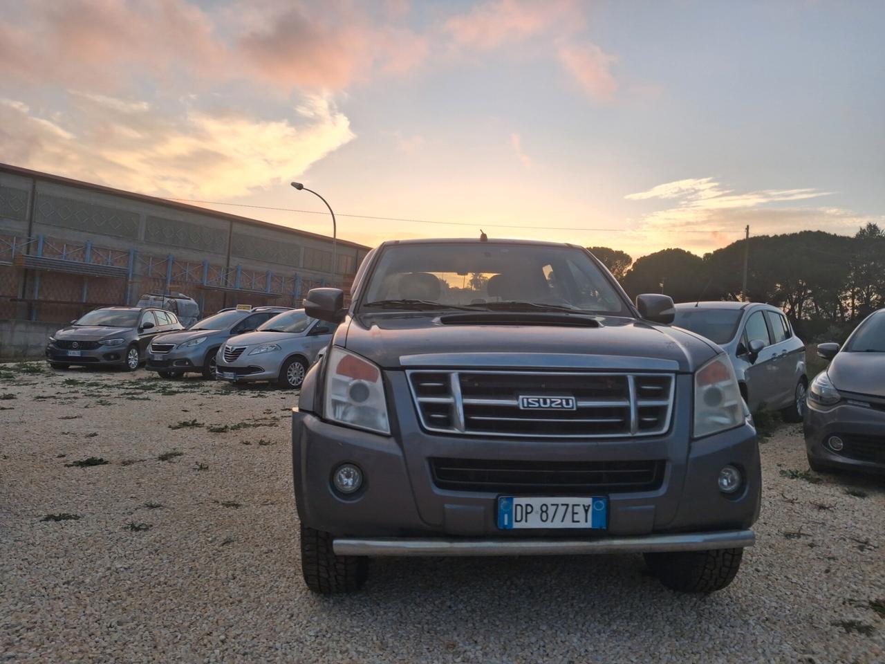 Isuzu D-Max 2.5 TD cat Space Cab 4WD Pick-up