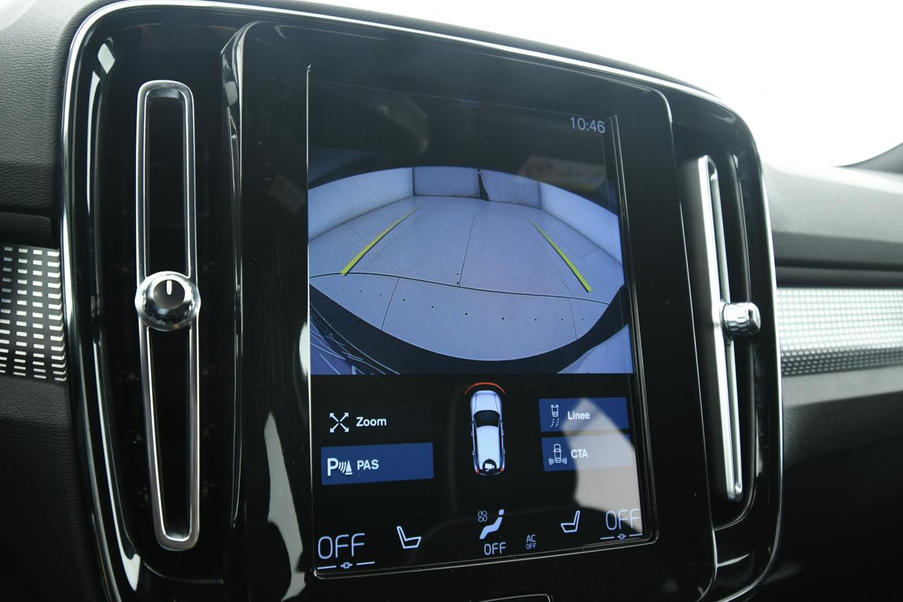 VOLVO XC40 1.5 t5 phev R-design auto LED+CAMERA+APP CONNECT