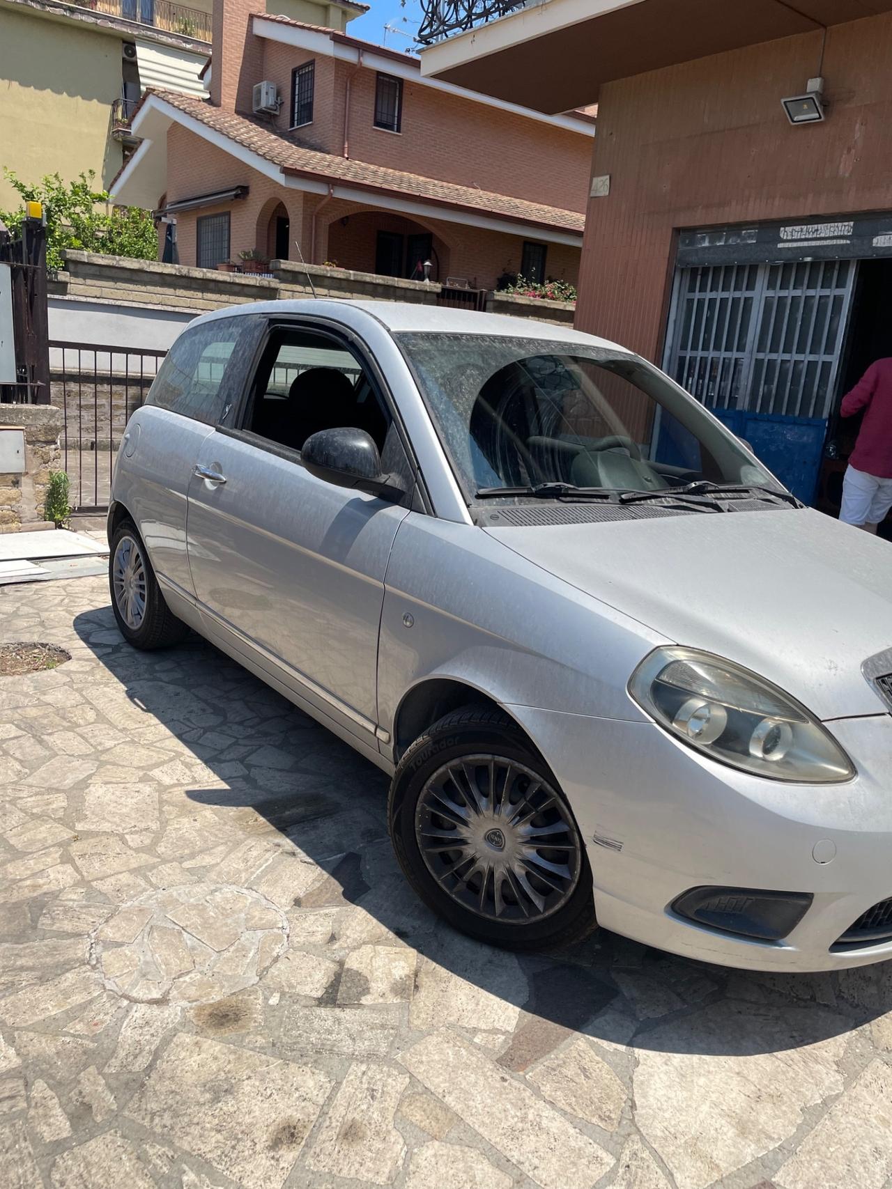 Lancia Ypsilon 1.2 GPL Diva unipro