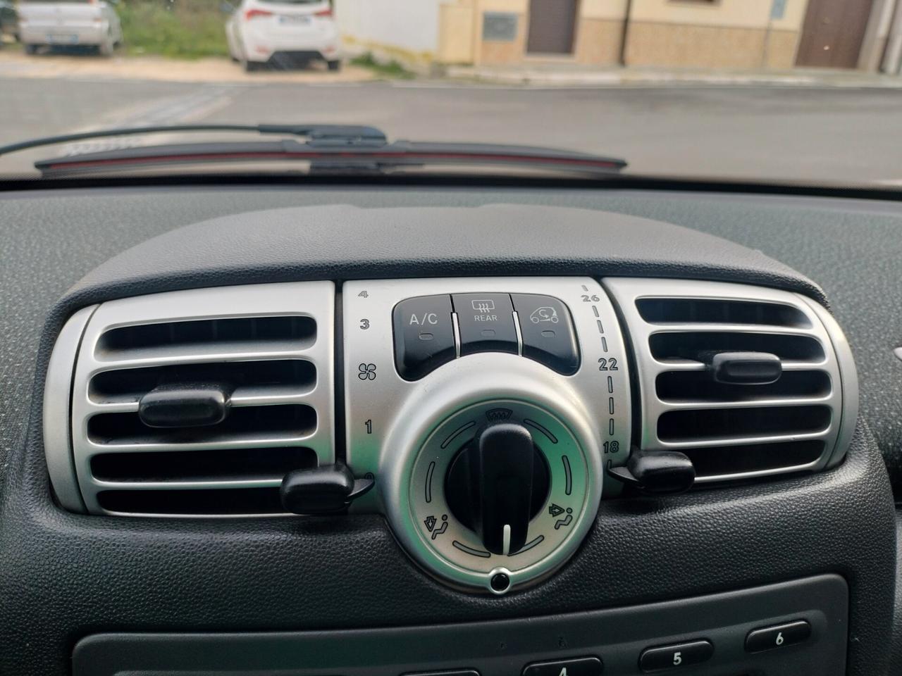 Smart ForTwo 800 40 kW coupé passion cdi