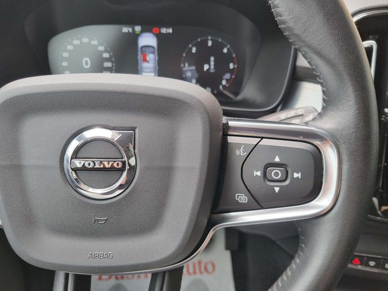 Volvo XC40 D3 Momentum Pro