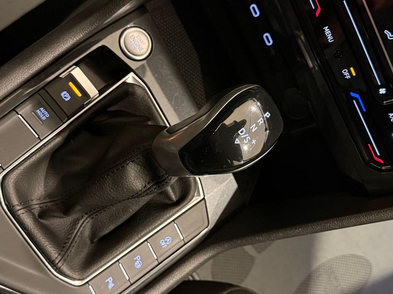 Volkswagen Tiguan Elegance 2.0 TDI #9922