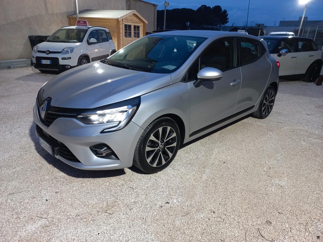 Renault Clio TCe 90 CV 5 porte Techno