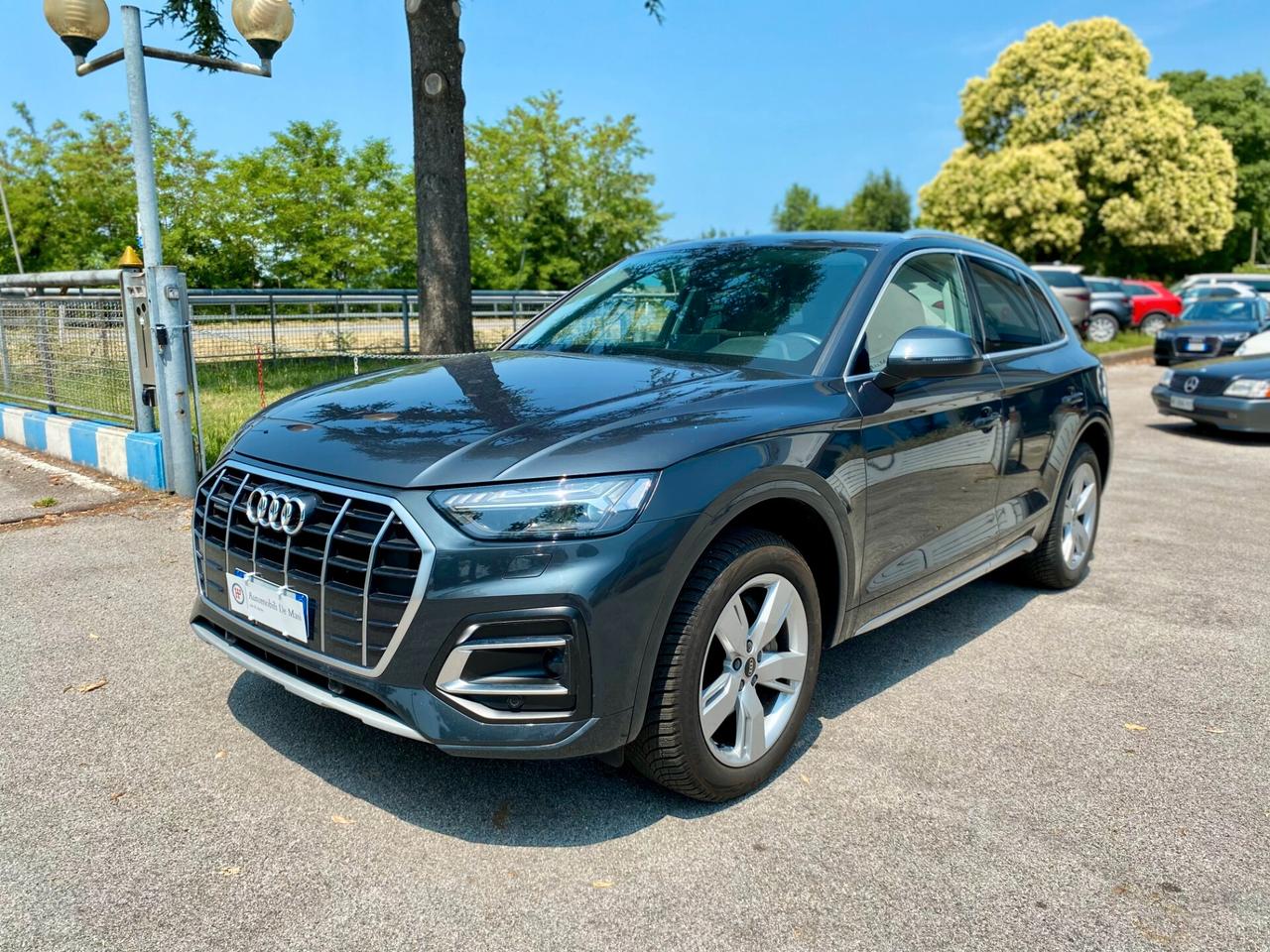 Audi Q5 40 2.0 tdi mhev 12V quattro s-tronic 204cv FARI MATRIX