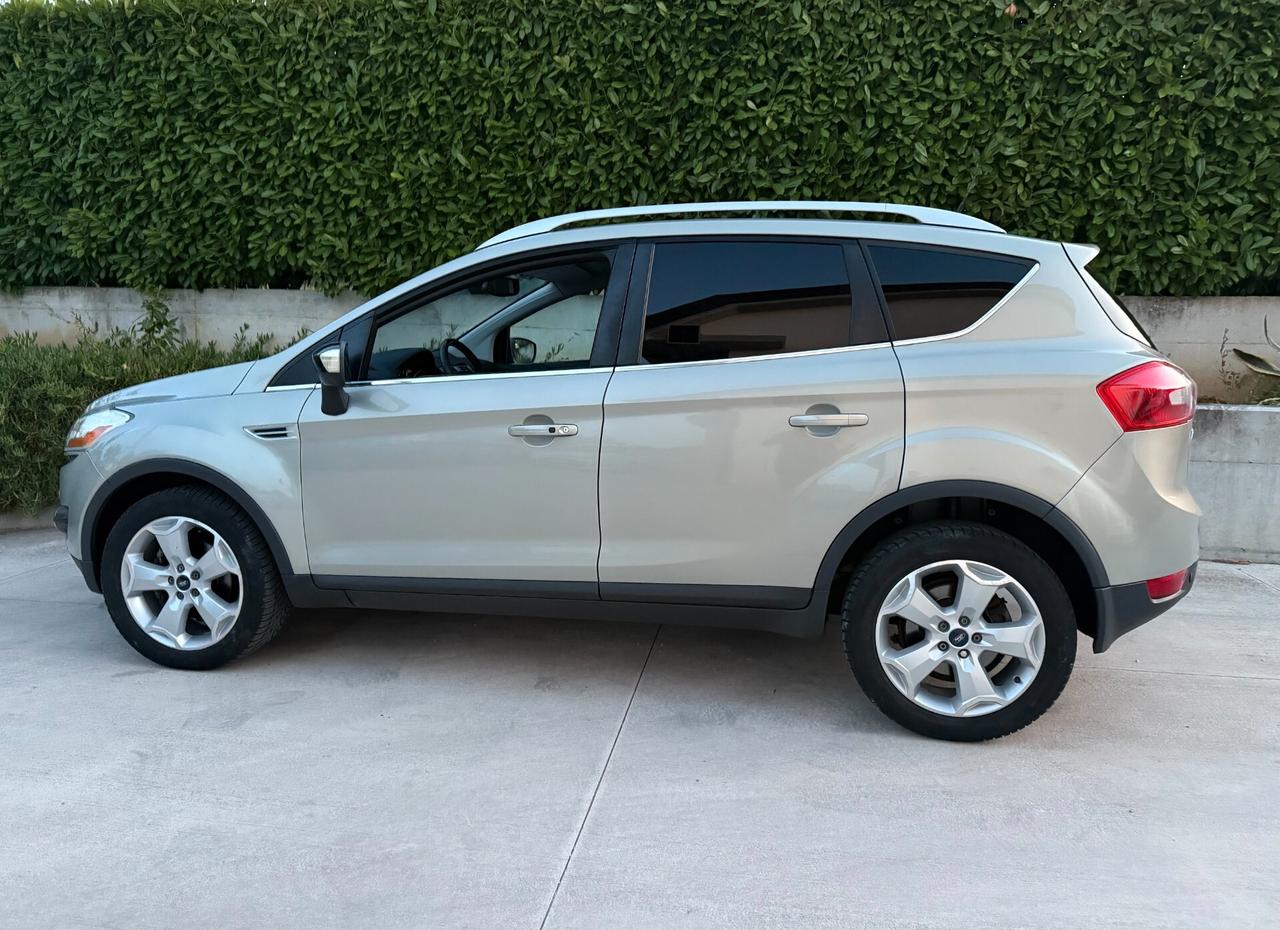 Ford Kuga 2.0 TDCi 136 CV 4WD Titanium DPF
