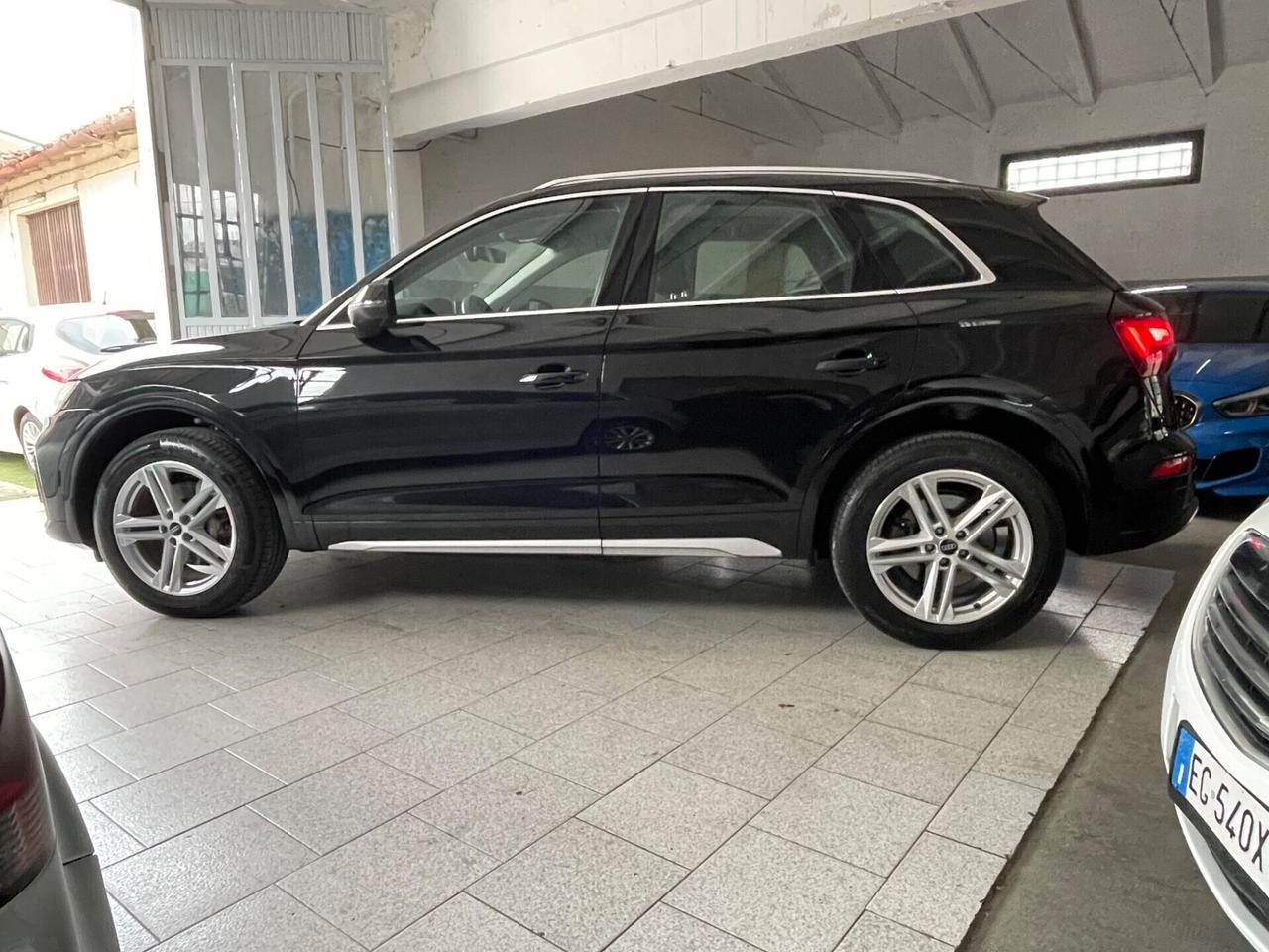 Audi Q5 40 TDI 204 CV quattro S tronic Identity Black