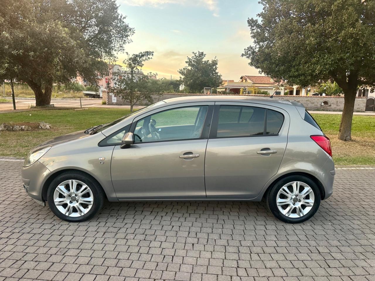 Opel Corsa 1.3 Diesel 95 CV OK NEOPATENTATO EURO 5