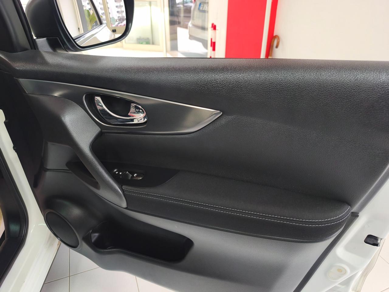 Nissan Qashqai 1.5 dCi N-Connecta