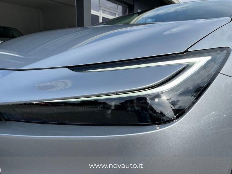 Toyota Prius Plug-in Hybrid Lounge