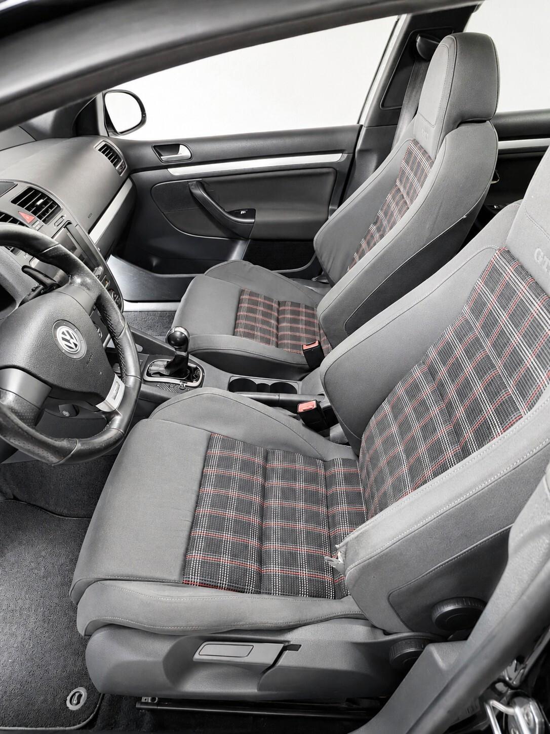 Volkswagen Golf GTI 2.0 16V TFSI 5p.