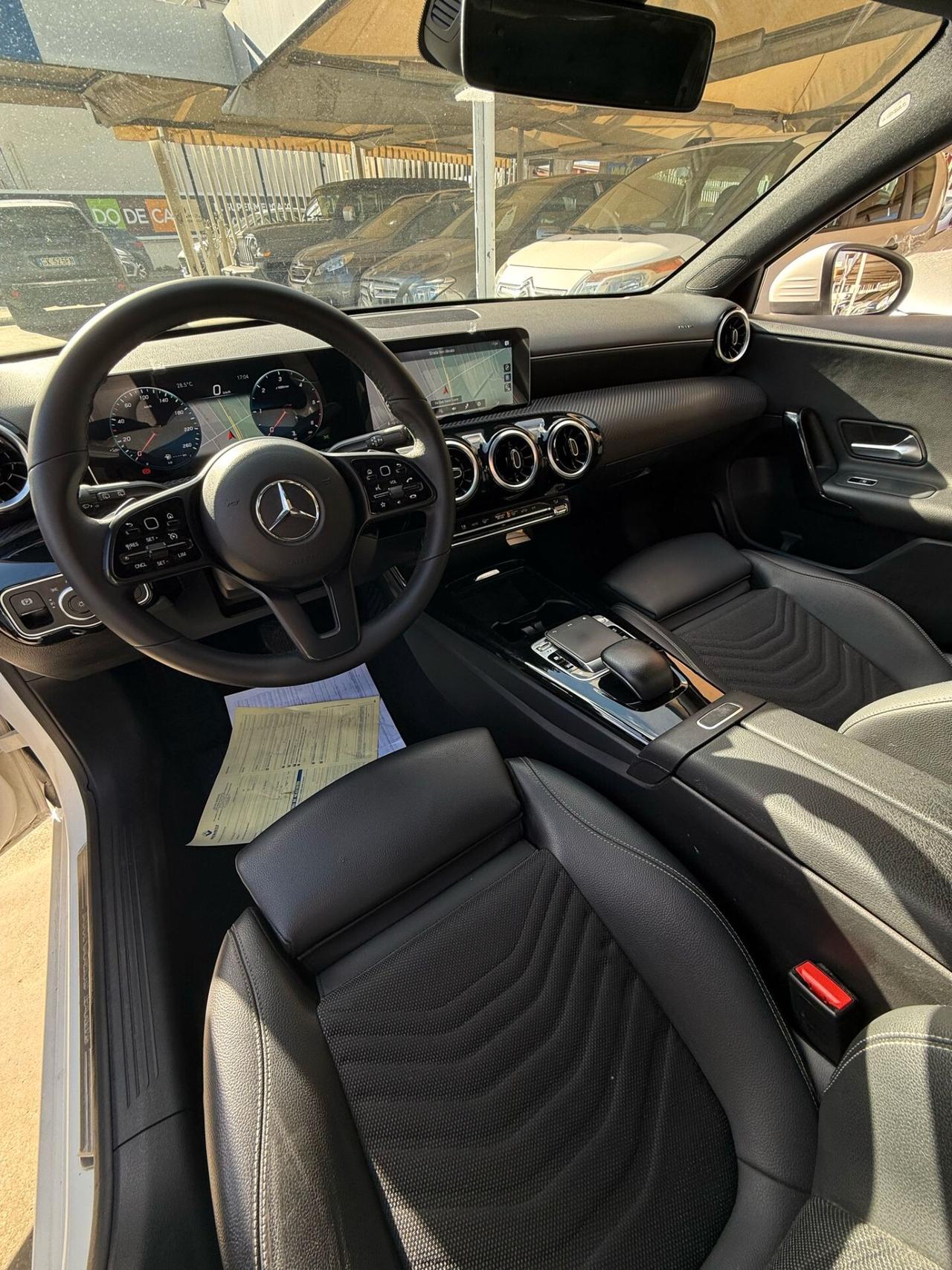 MERCEDES A180 1,5 CAMBIO AUTOMATICO