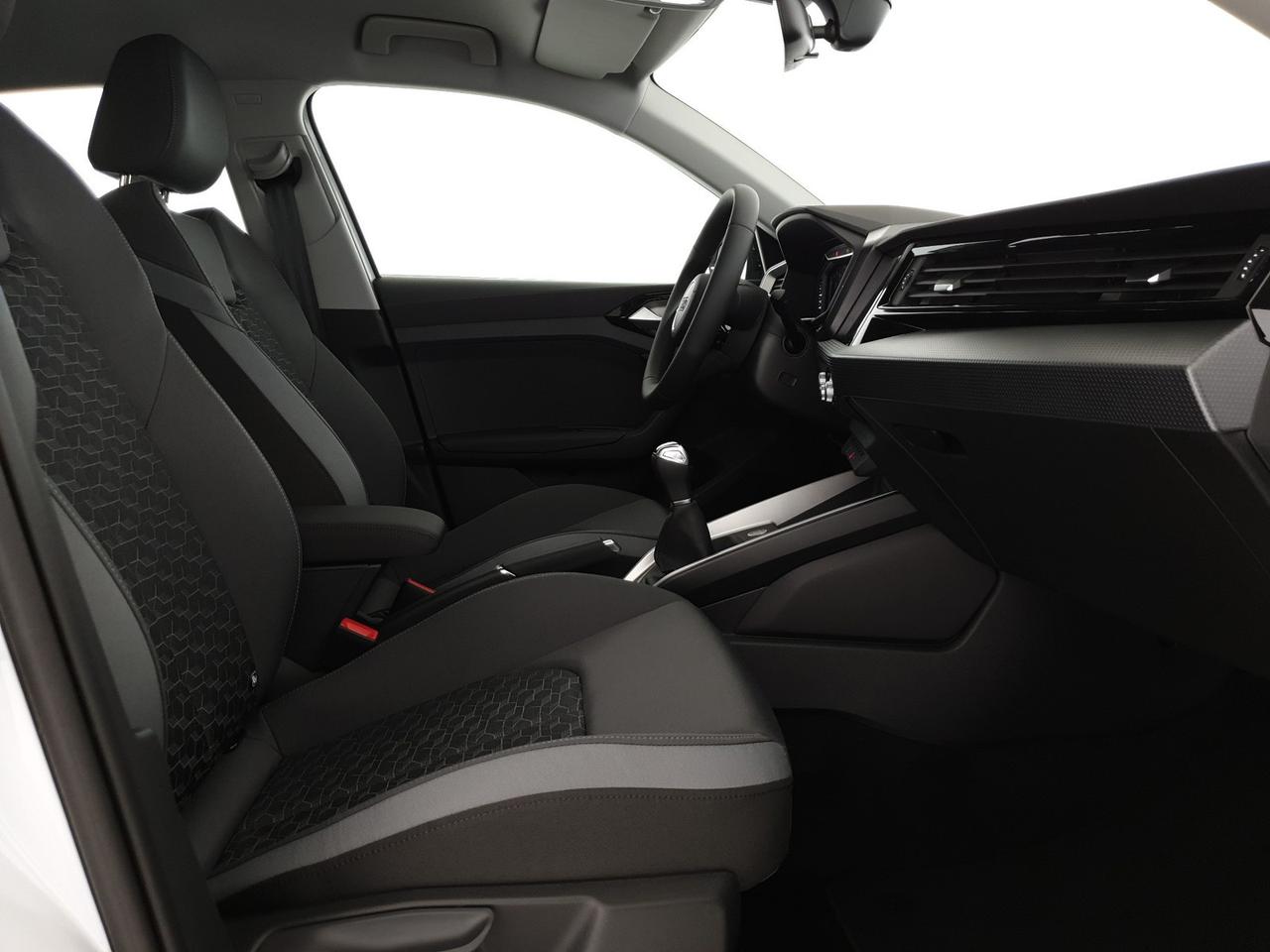 Audi A1 sportback 30 1.0 tfsi s line edition 110cv