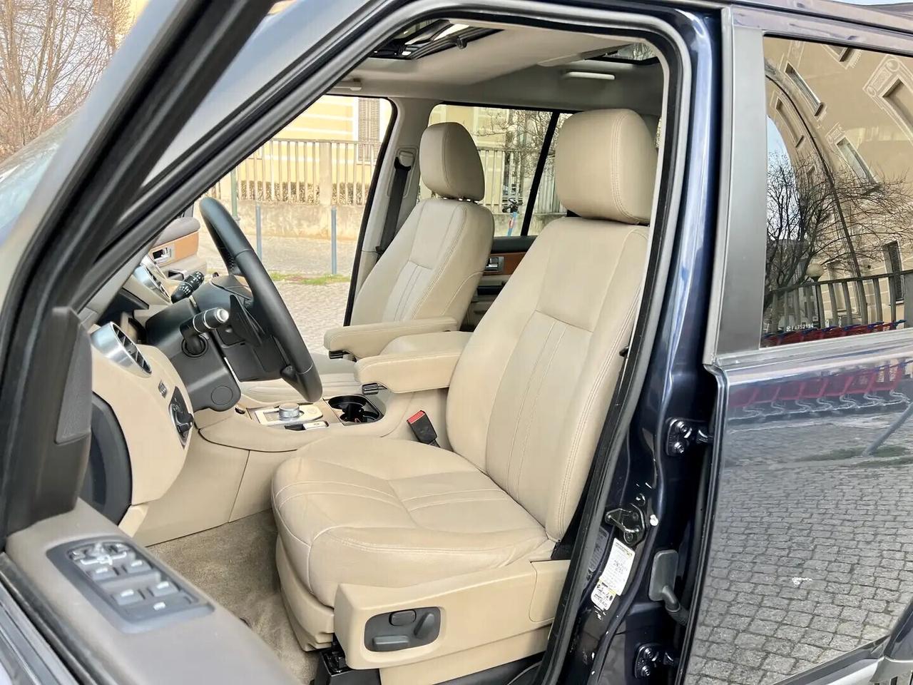 Land Rover Discovery 4 3.0 TDV6 211CV HSE