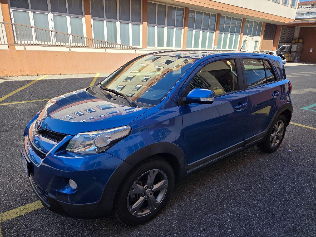 TOYOTA - Urban Cruiser - Cruiser 1.D-4D AWD Lounge X