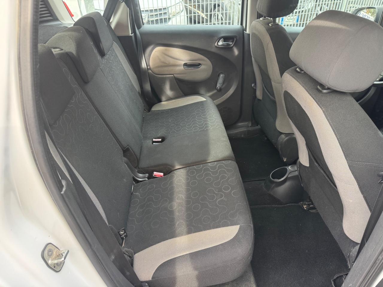 Citroen C3 Picasso 1.6 HDi 90 neopaten garanzia 12 mesi