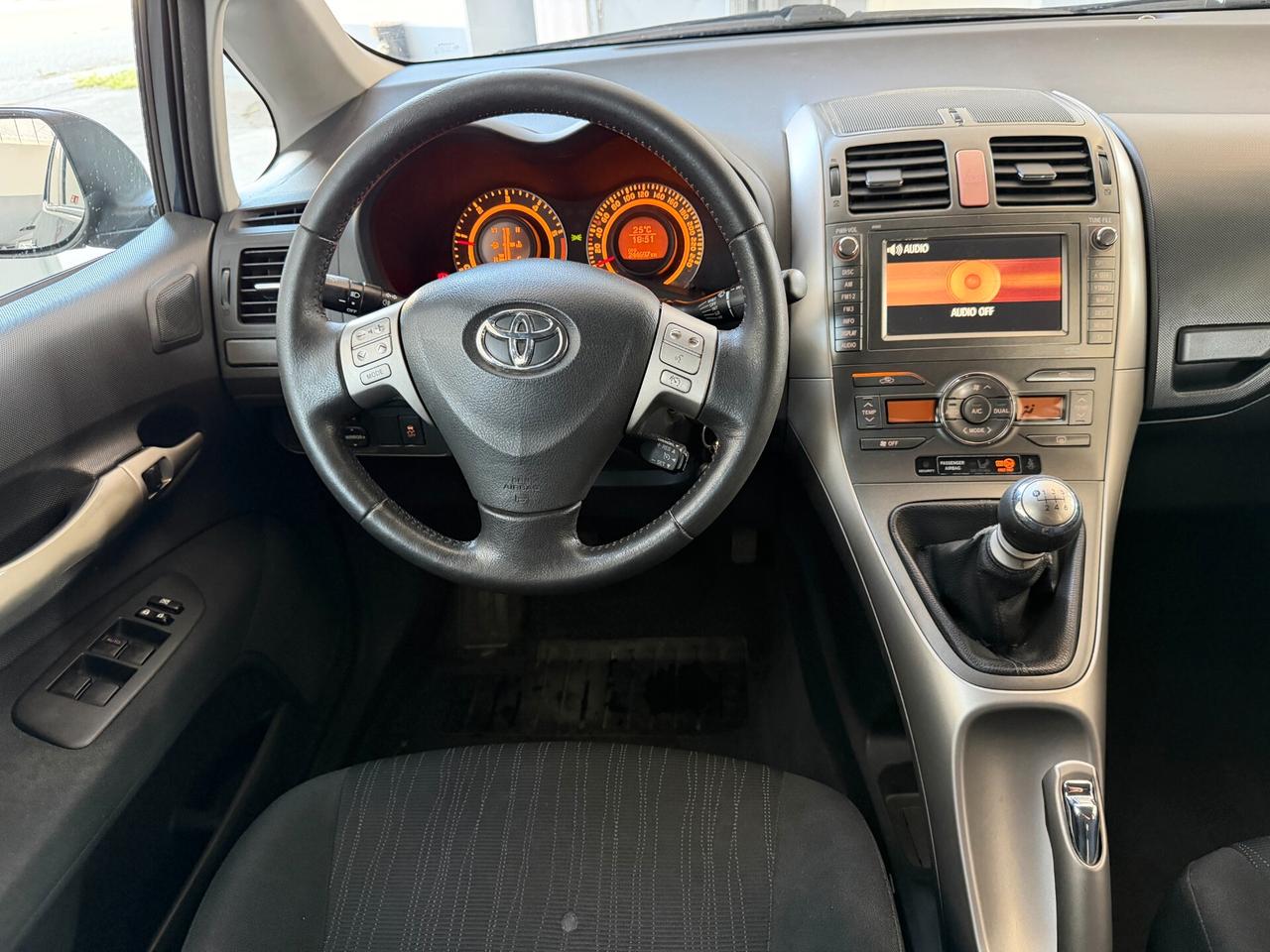 Toyota Auris 2.0 D-4D 5 porte Sol