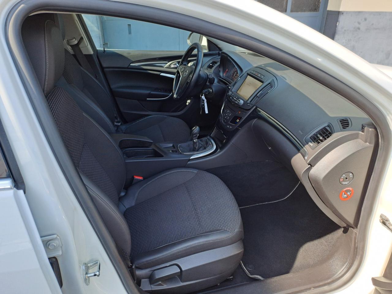 OPEL INSIGNIA 2.0 CDTI 163CV 4x4 Sports Tourer