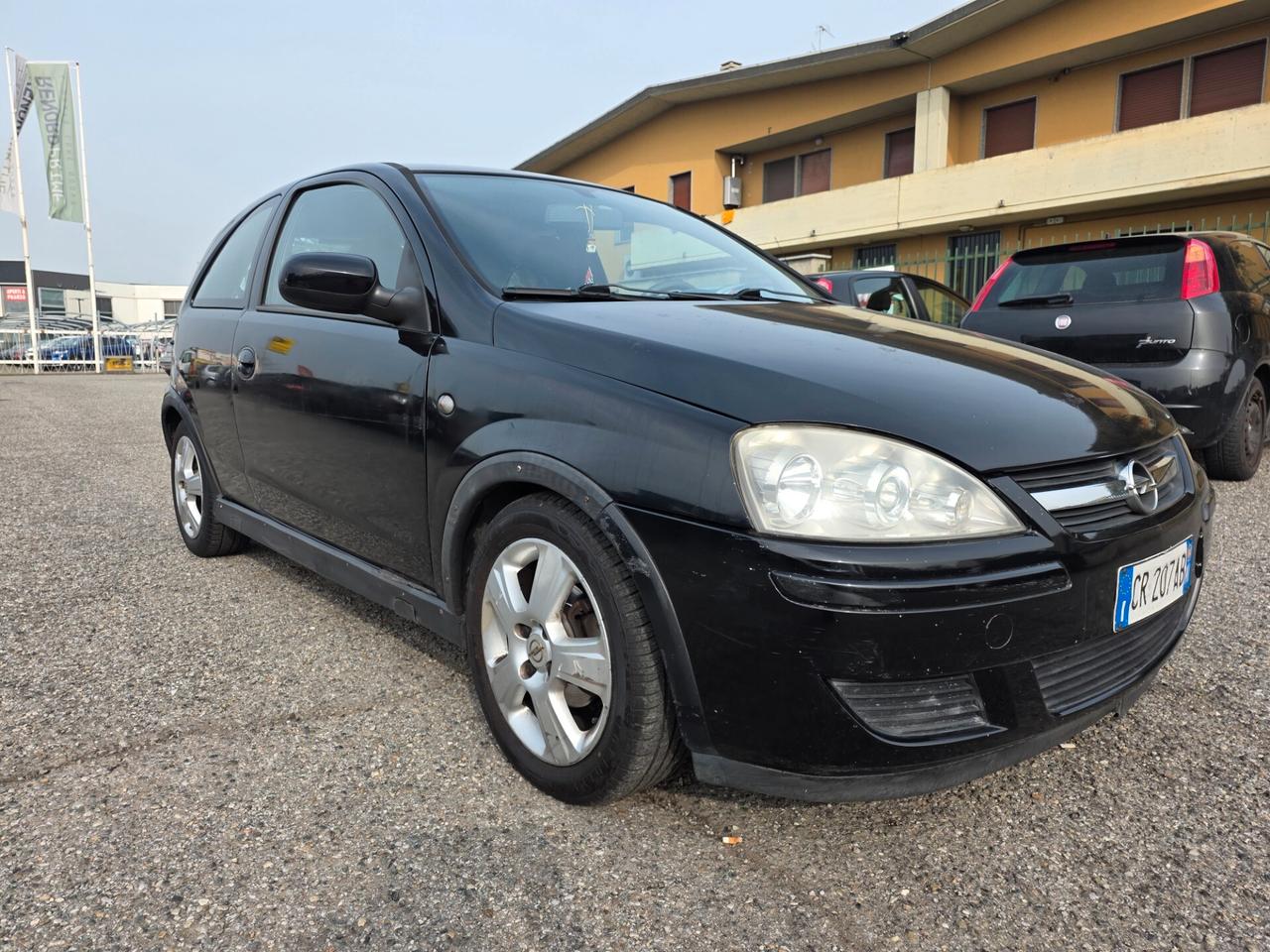 Opel Corsa 1.2i 16V cat 3 porte Sport