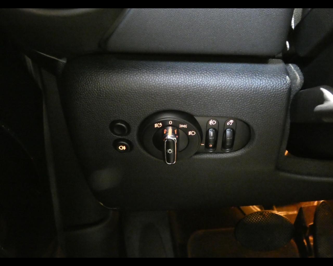 MINI Mini 5 porte (F55) - Mini 1.5 Cooper Classic 5 porte