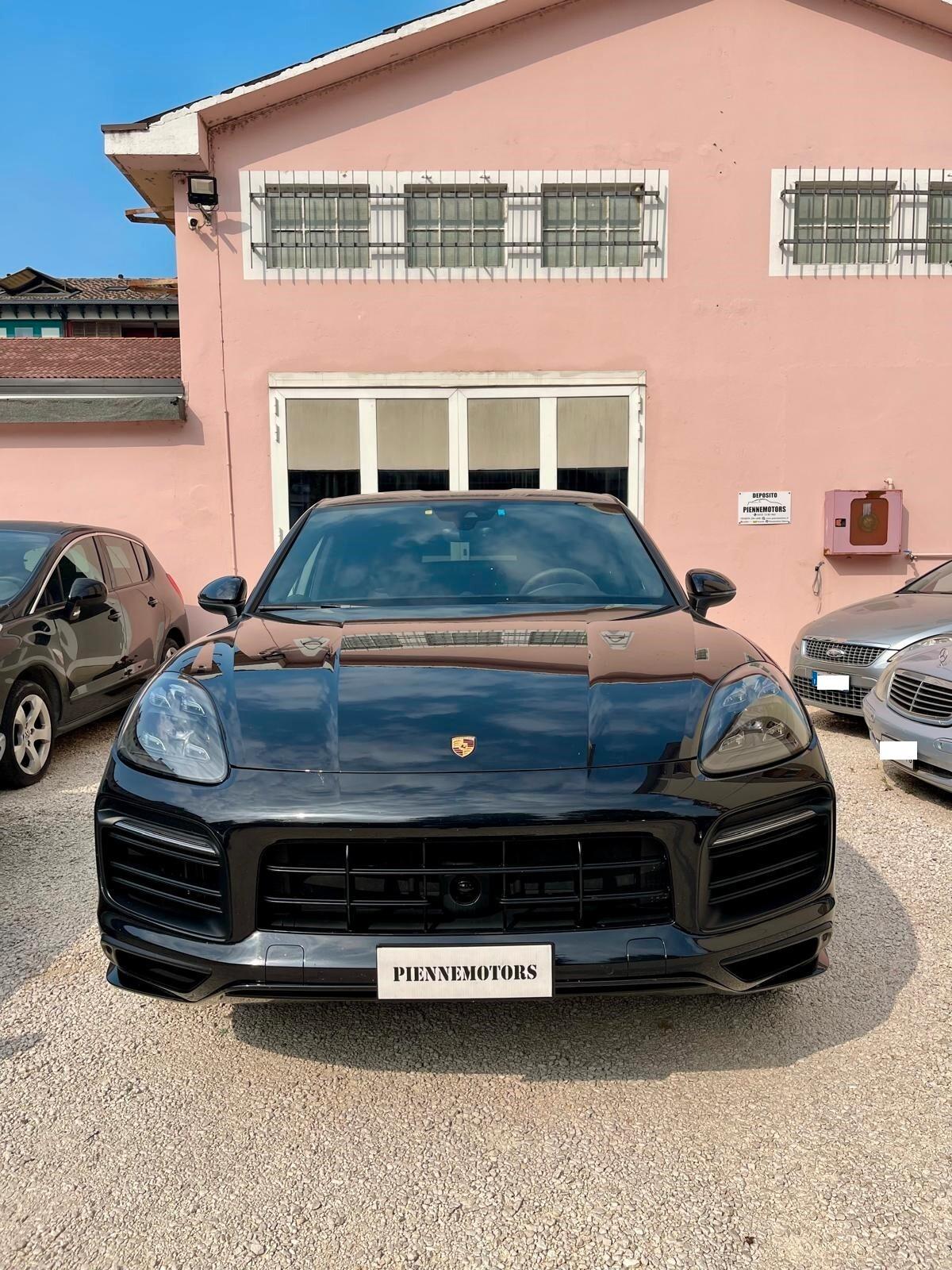 Porsche Cayenne Coupé kit GTS TAGLIANDI UFFICIALI