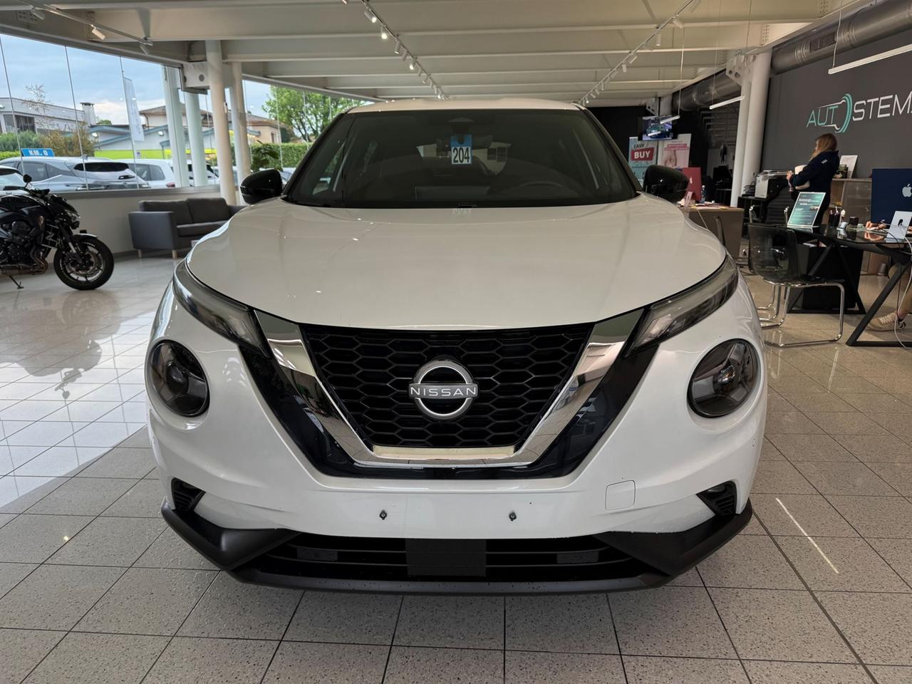NISSAN Juke II 2024 1.0 dig-t N-Connecta 114cv dct - COME NUOVA!