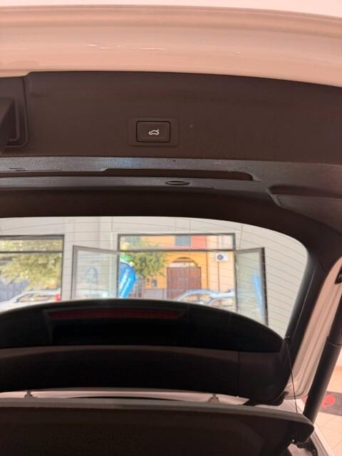 Audi Q3 SPB 40 TDI quattro S-LINE Tetto