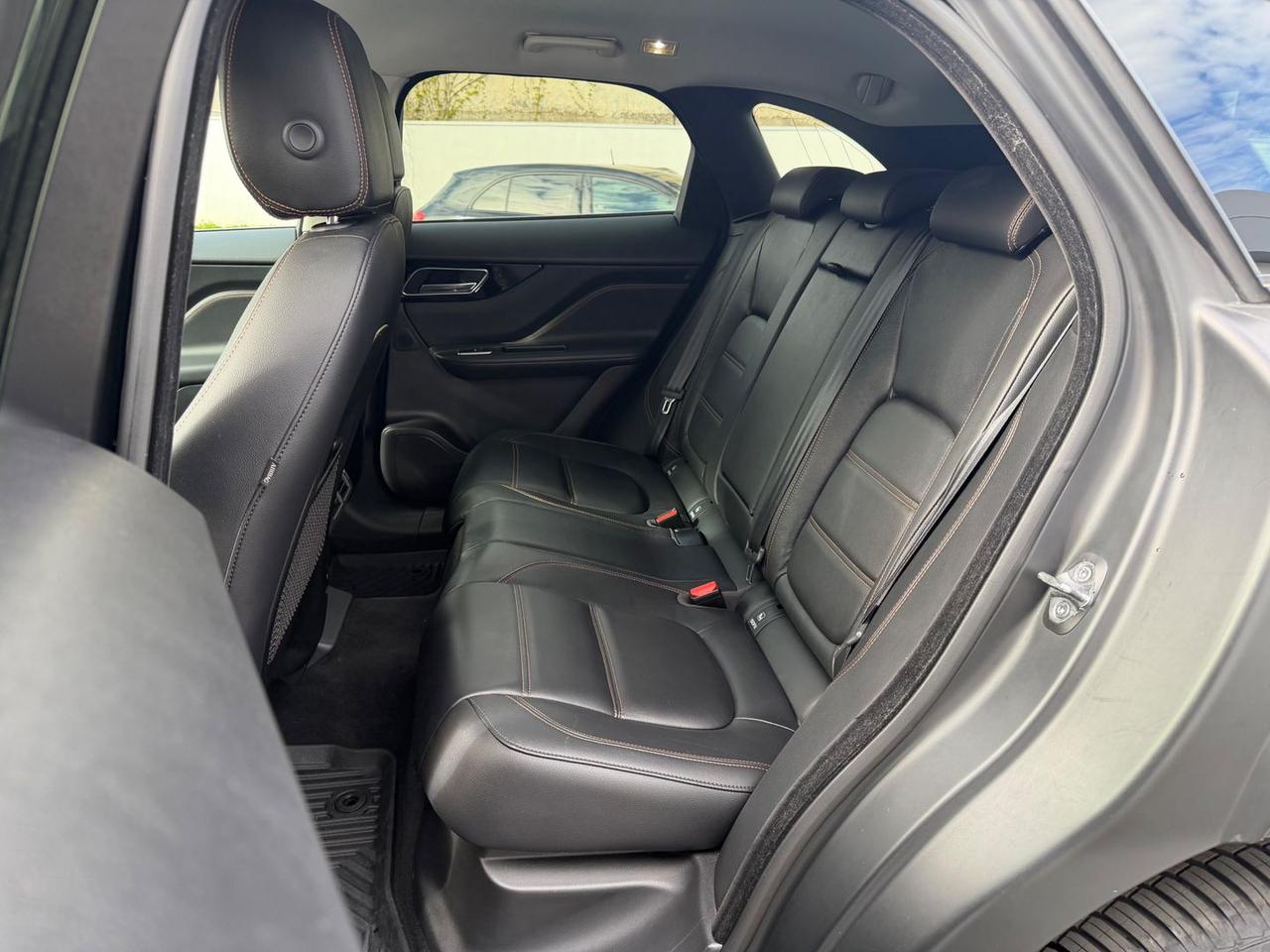 Jaguar F-Pace 2.0 20d Turbo Prestige #10220