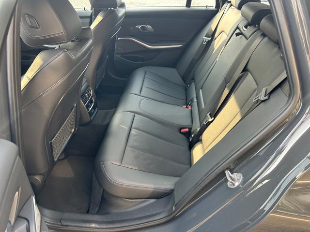 BMW 320 d 48V xDrive Touring sport