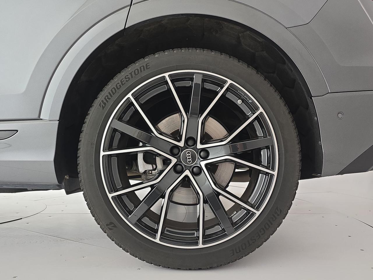 Audi Q8 3.0 tdi mhev s line edition quattro 286cv tiptronic