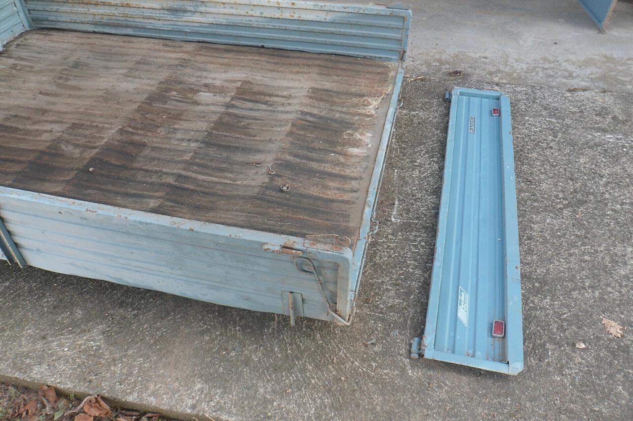 Piaggio Ape car p2/p3 solo cassone ribaltabile con soprasponde