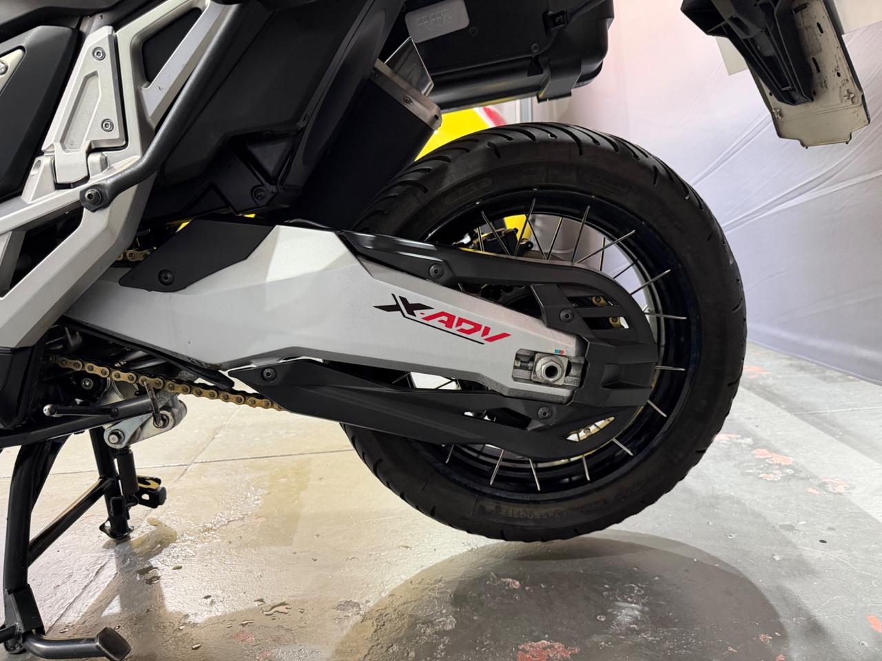 HONDA X-ADV 750 TRAVEL ABS
