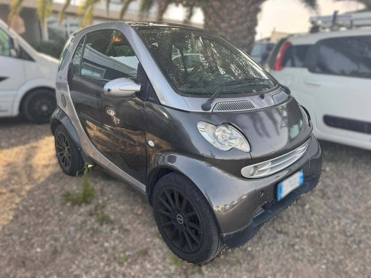 SMART fortwo 700 coupe grandstyle (45 kw)