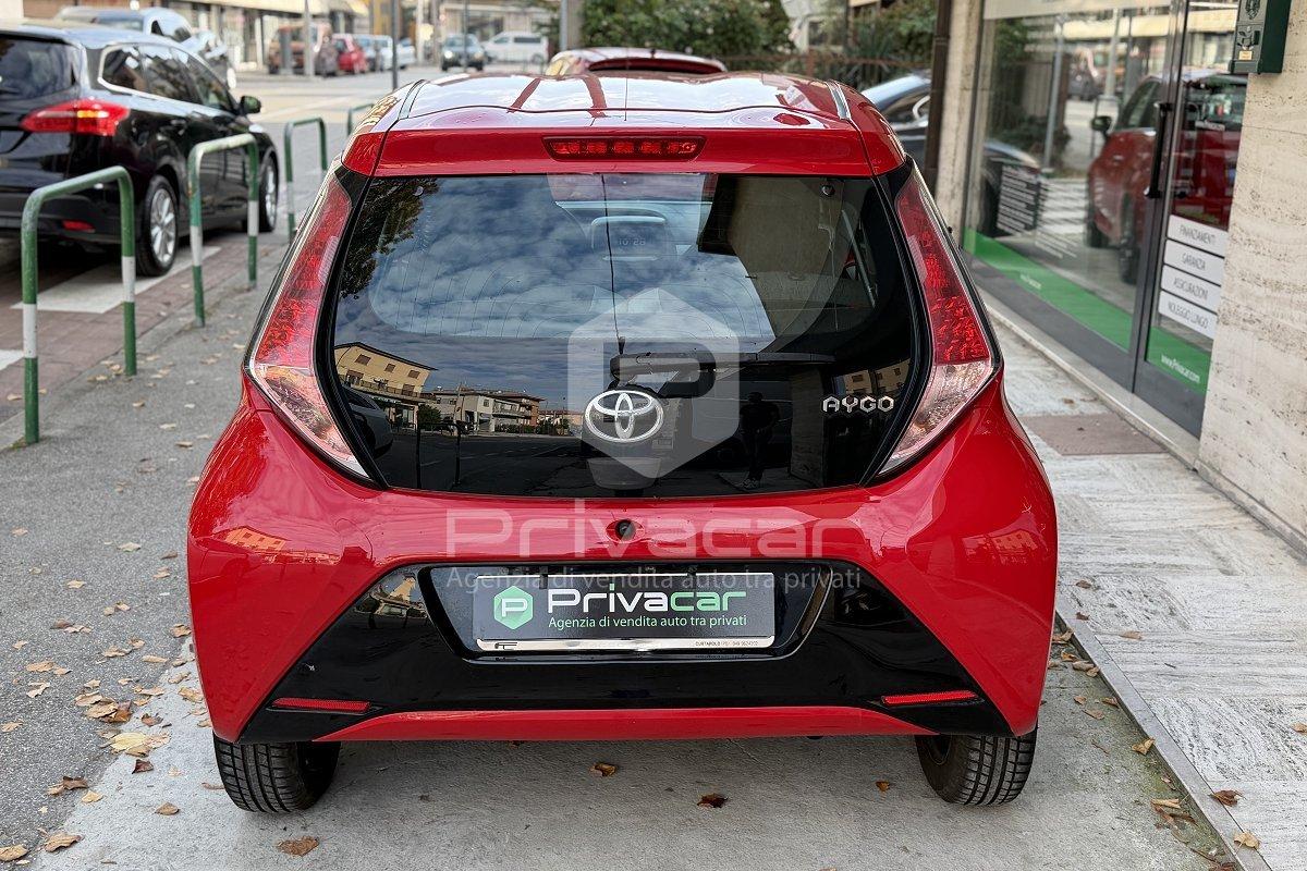 TOYOTA Aygo 1.0 VVT-i 69 CV 5 porte x-wave