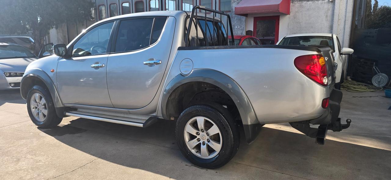 Mitsubishi L200 2.5 DI-D/136CV Double Cab Intense