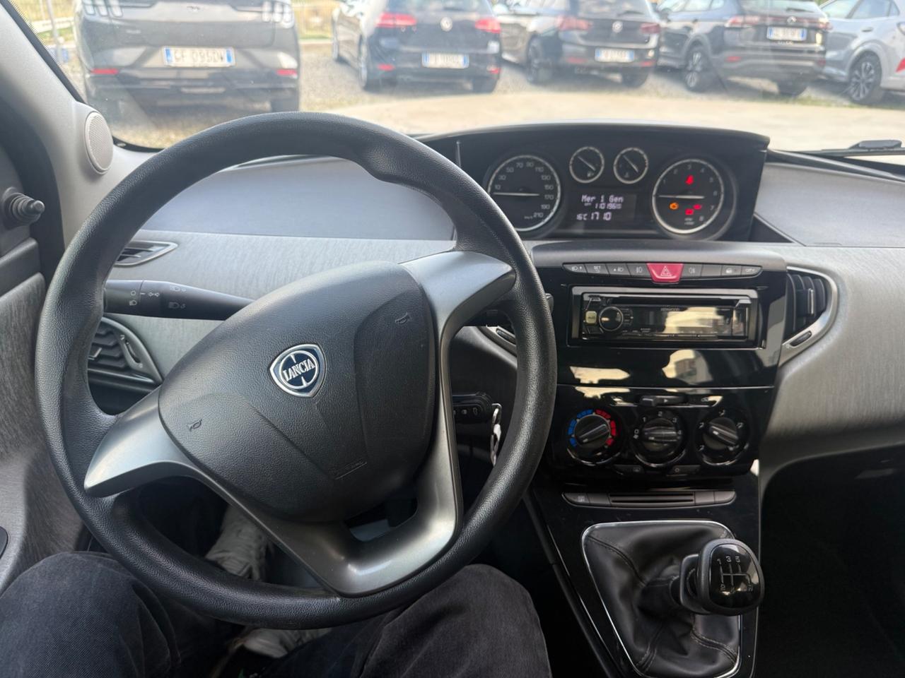 Lancia Ypsilon 1.2 69 CV 5 porte Platinum