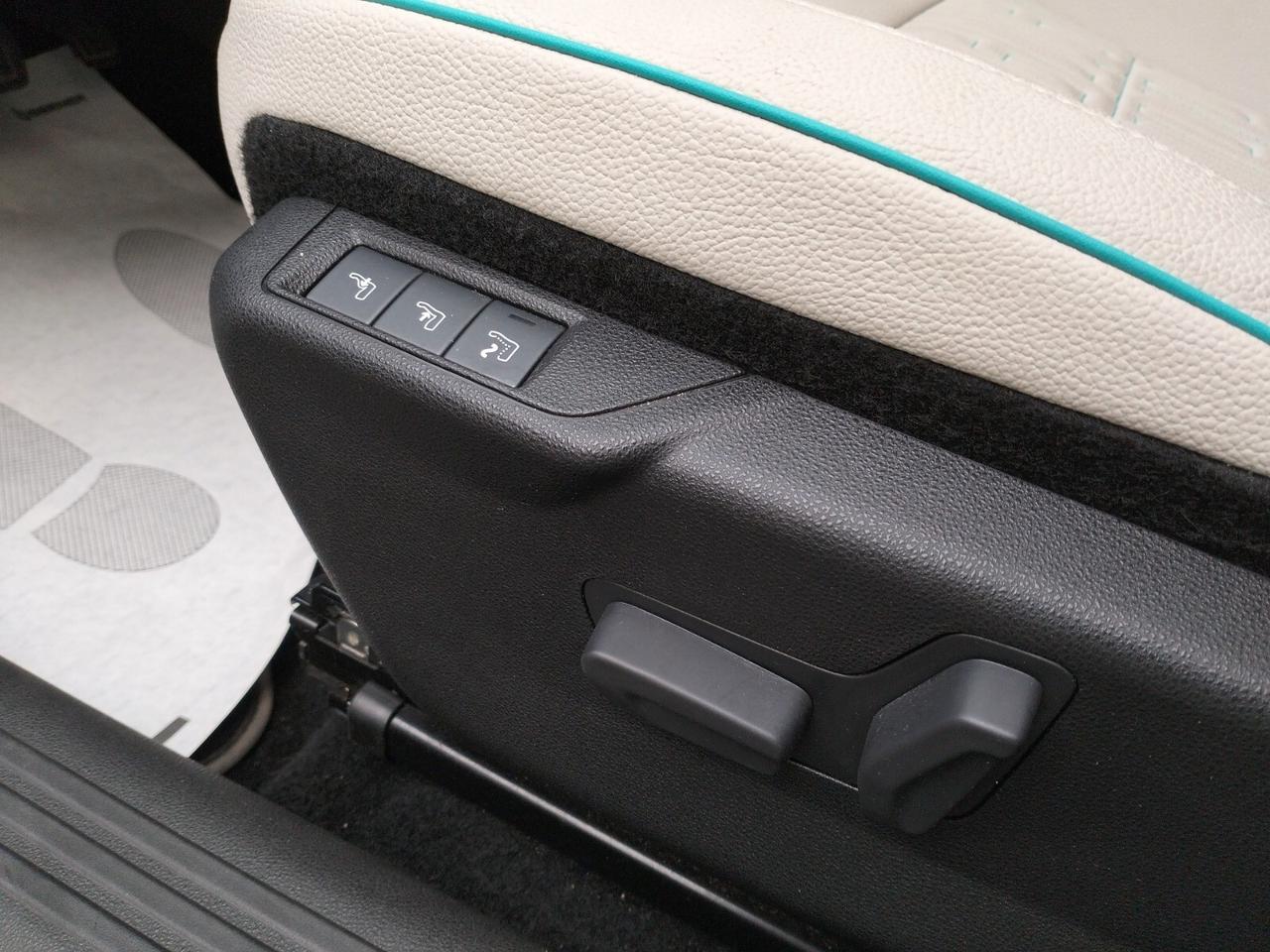 Fiat 600 Hybrid 100 CV DCT MHEV La Prima