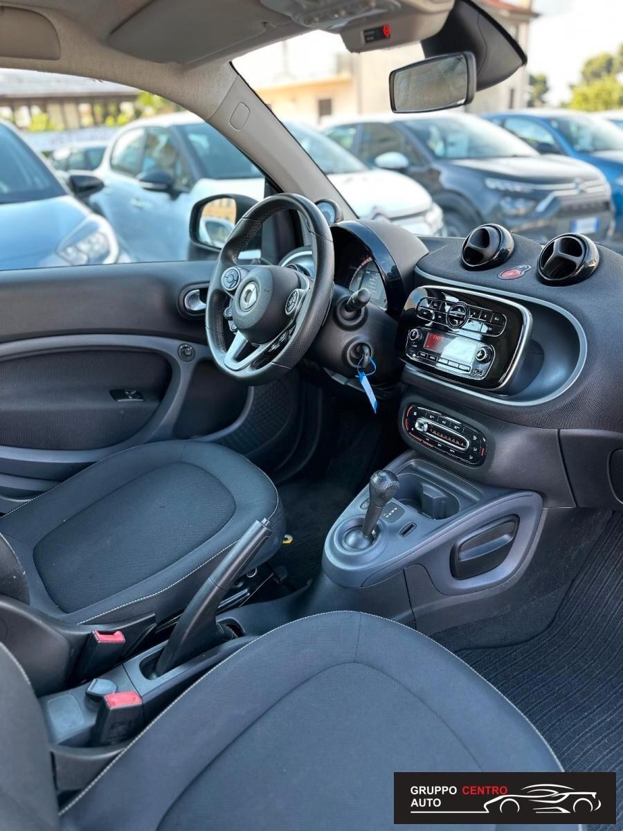 Smart ForTwo 70 1.0 twinamic Superpassion - 2019